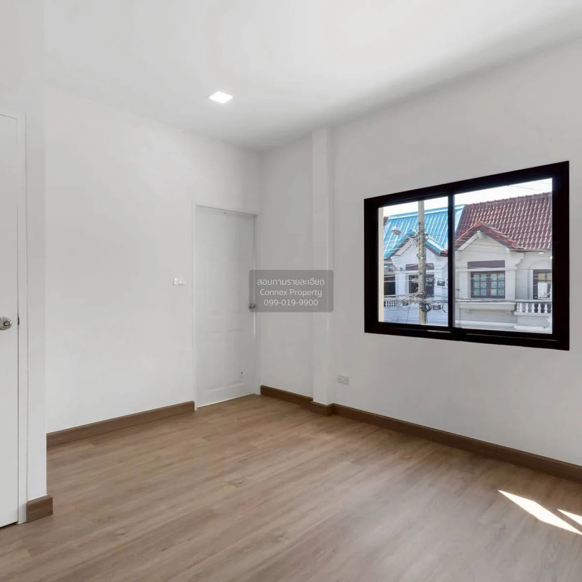 For Sale Townhouse/Townhome  , Kanchpetch Villa , wide frontage ,