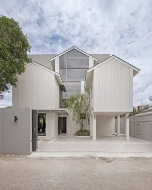 For Rent Two-story detached house, Soi Pridi Phanomyong 14 , Phra Khanong Nuea , Watthana , Bangkok , CX-142985