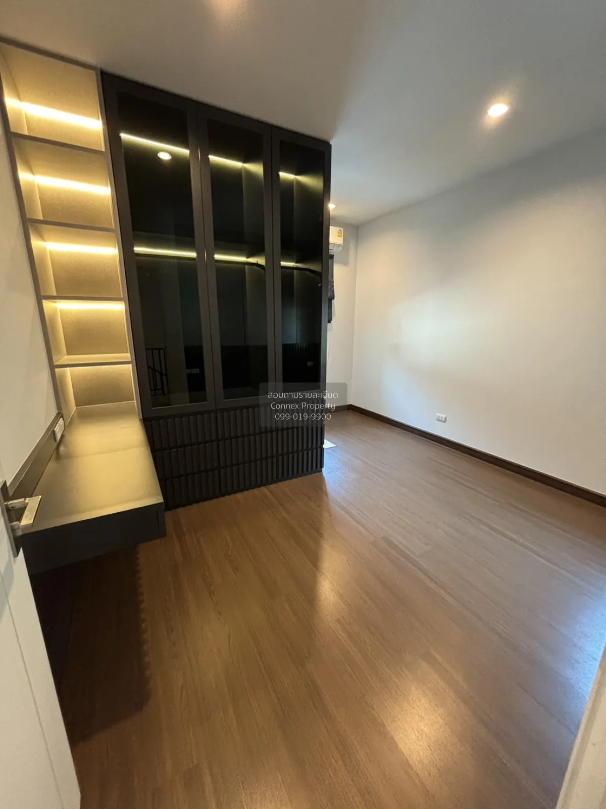 ขายบ้าน  อารียา โคโม่ พรีโม่ บางนา - วงแหวน บางพลีใหญ่ บางพลี สมุ