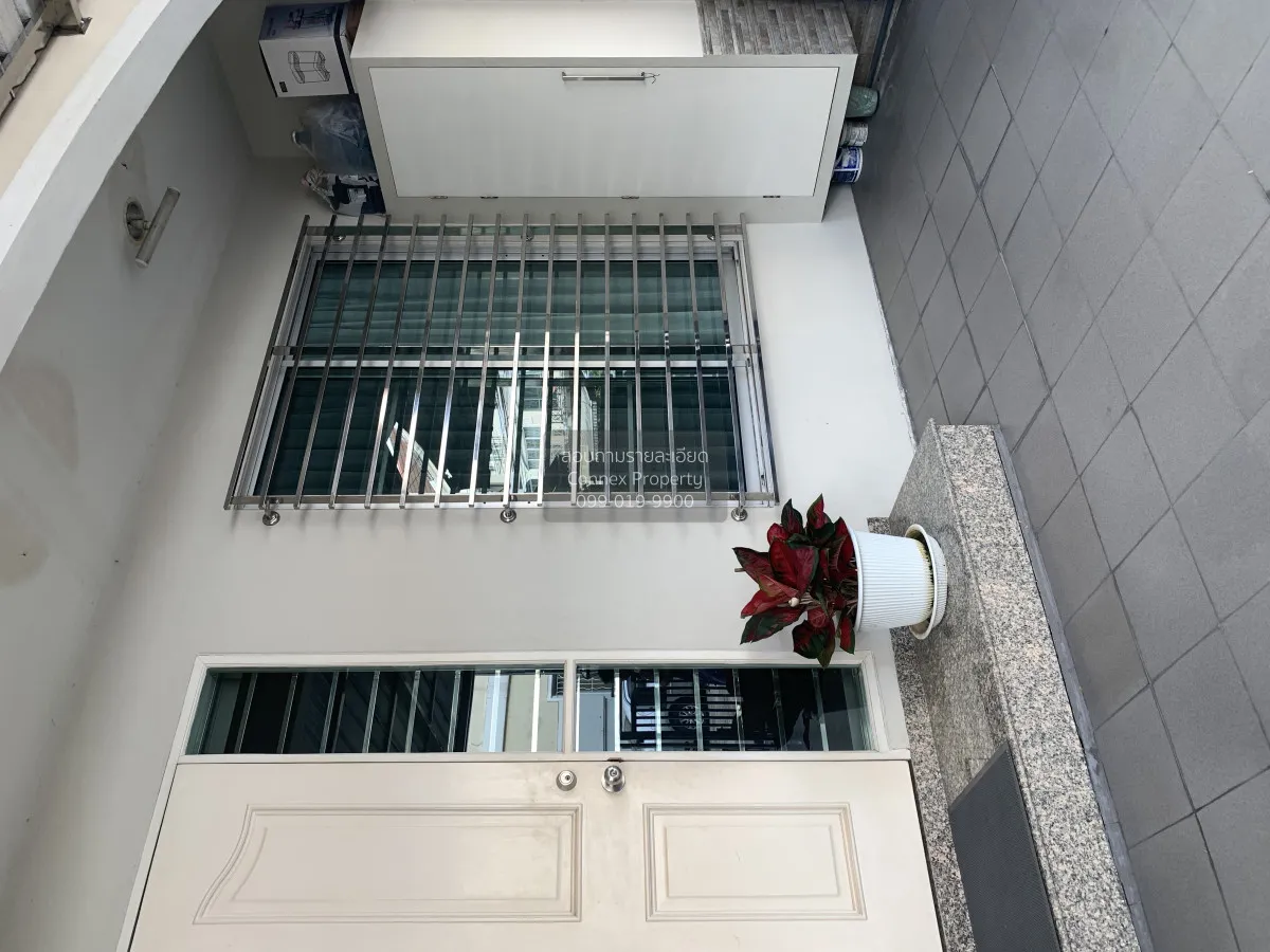 ขายทาวน์เฮ้าส์/ทาวน์โฮม  บ้านกลางเมือง โมนาโค ศรีนครินทร์ รีโนเวท