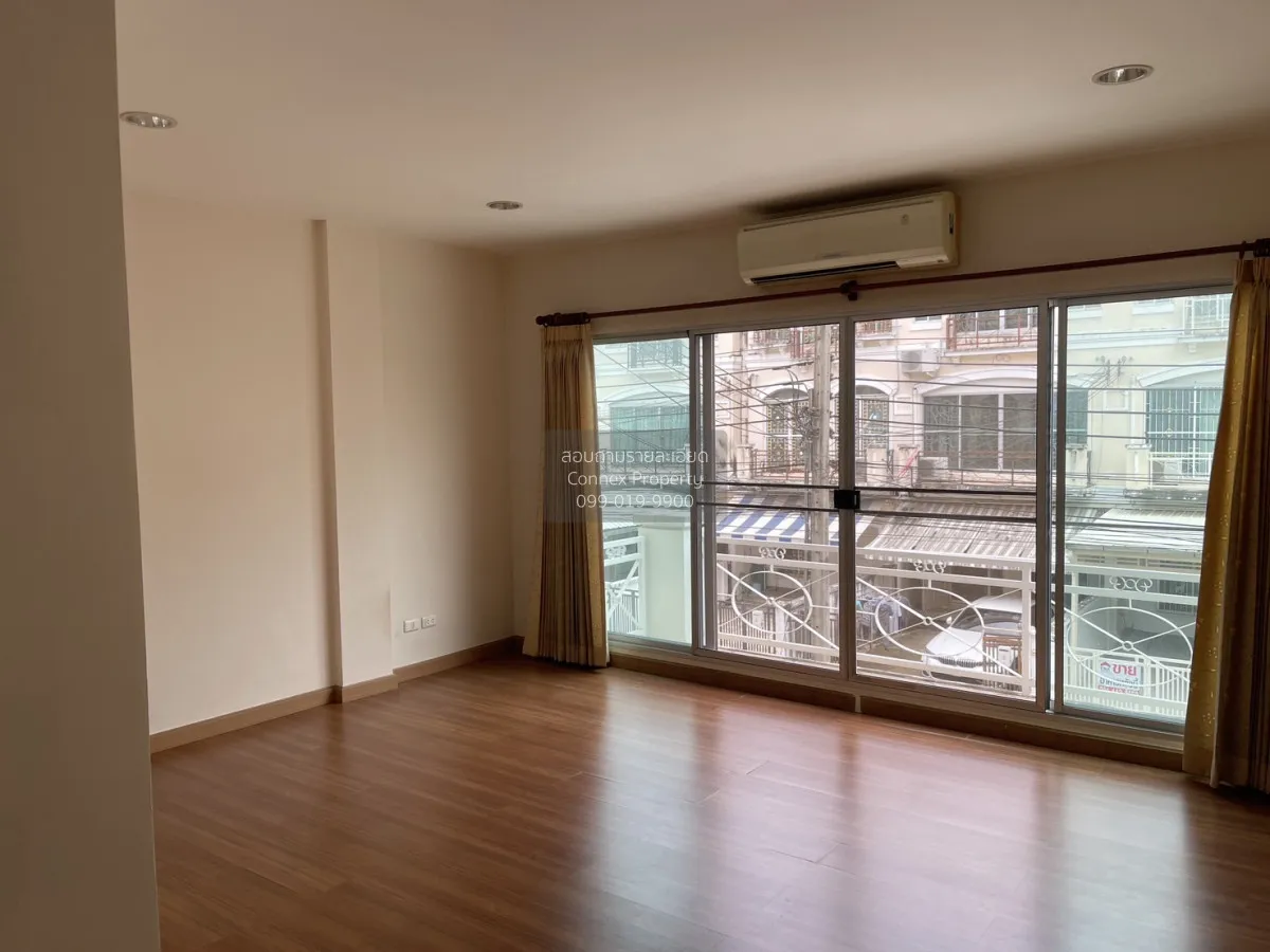 ขายทาวน์เฮ้าส์/ทาวน์โฮม  บ้านกลางเมือง โมนาโค ศรีนครินทร์ รีโนเวท