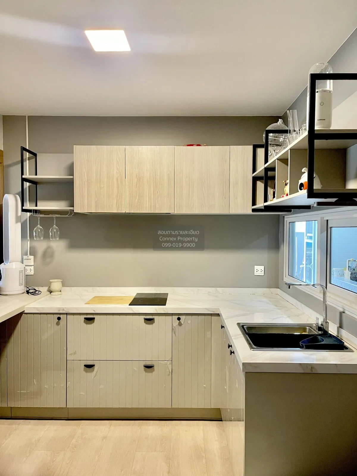 For Sale House , Anya Bangna-Ramkhamhaeng 2 , Dok Mai , Prawet , 