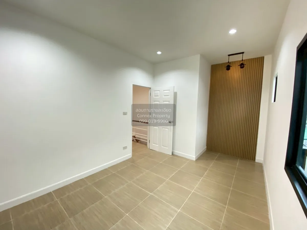 ขายทาวน์เฮ้าส์/ทาวน์โฮม  เมอริทแกรนด์ ดอนเมือง รีโนเวทใหม่ สีกัน 