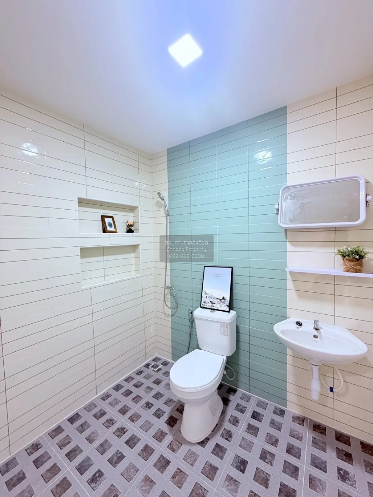 For Sale Townhouse/Townhome  , K.C. Ramintra 4 , newly renovated 