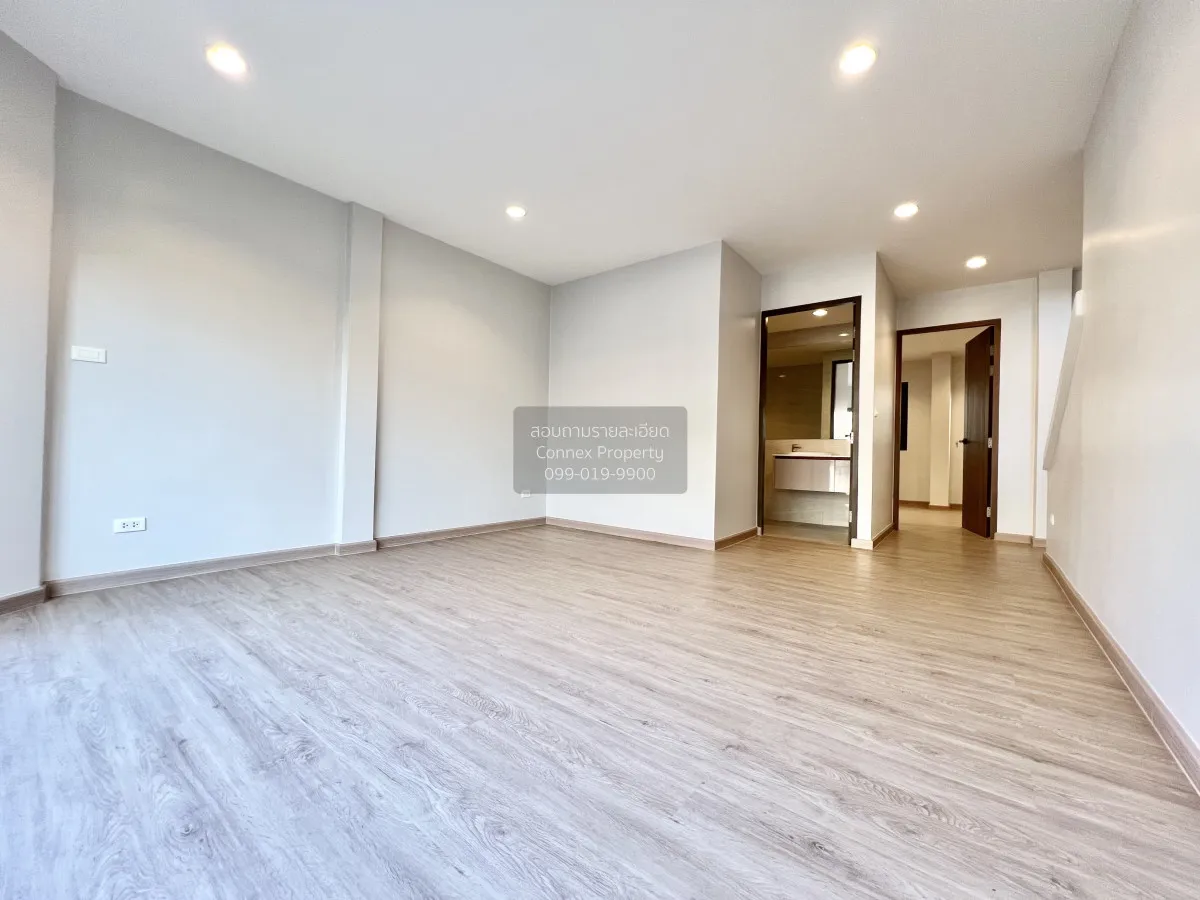 For Sale Townhouse/Townhome  , Baan Kasemsan , newly renovated , 