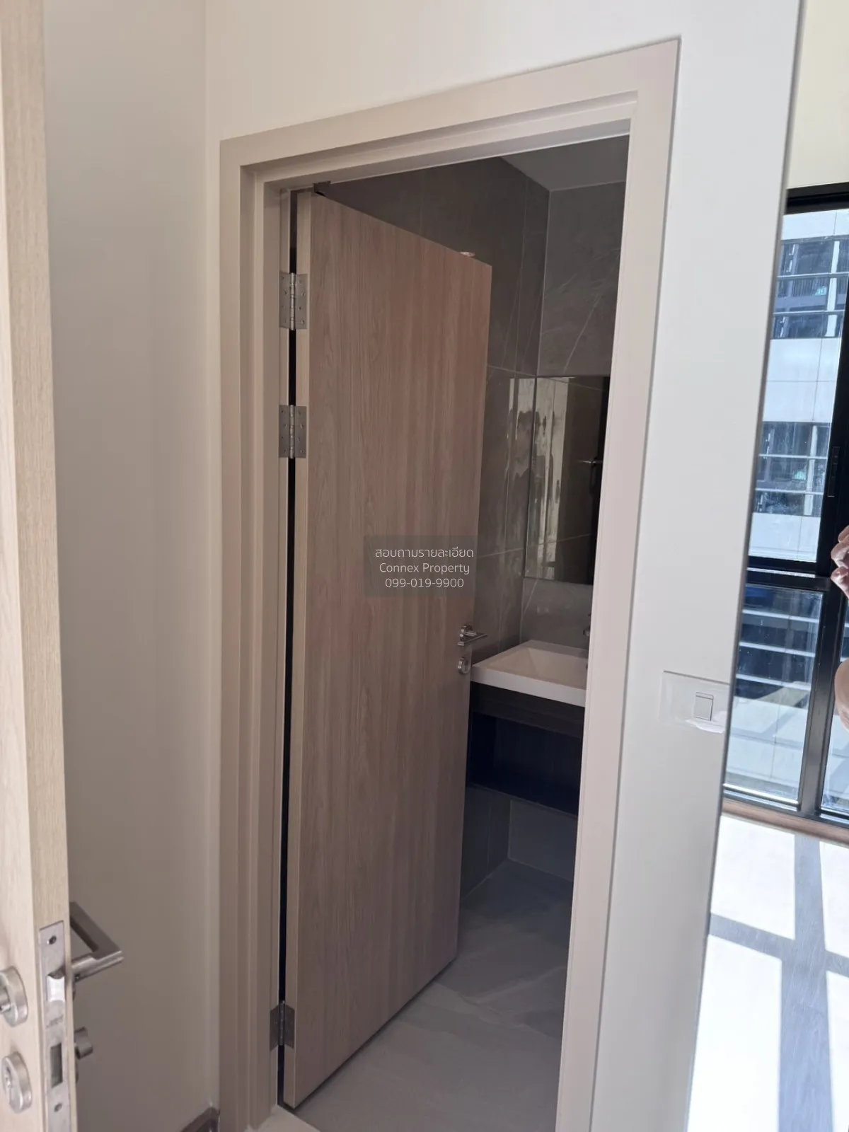 For Sale Condo , Nue District R9 , MRT-Phra Ram 9 , Huai Khwang ,