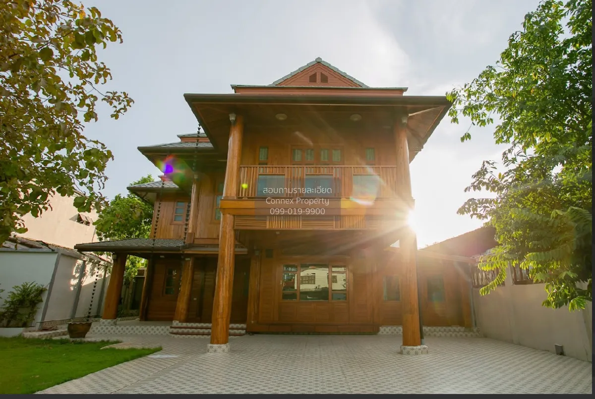 For Sale Teak house  , newly renovated , Sam Saen Nok , Huai Khwa 2