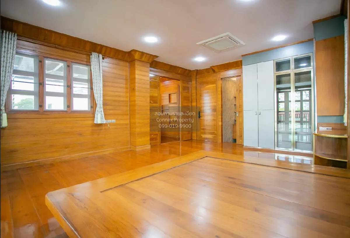 For Sale Teak house  , newly renovated , Sam Saen Nok , Huai Khwa