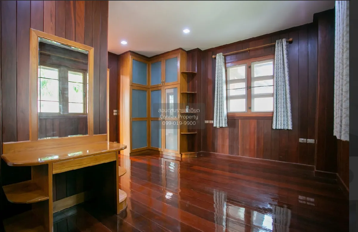 For Sale Teak house  , newly renovated , Sam Saen Nok , Huai Khwa
