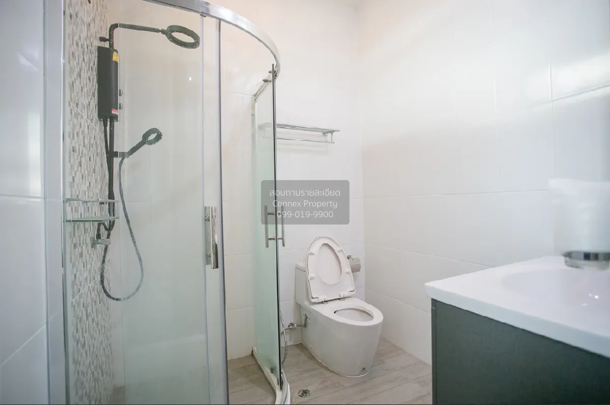 For Sale Teak house  , newly renovated , Sam Saen Nok , Huai Khwa