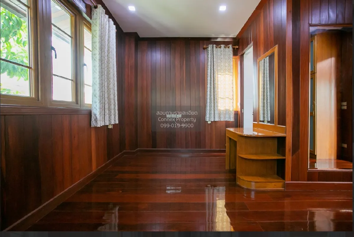 For Sale Teak house  , newly renovated , Sam Saen Nok , Huai Khwa