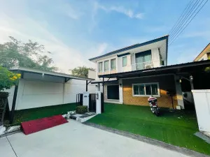 For Sale House , Mantana Lake Watcharapol , corner unit , wide frontage , newly renovated , O Ngoen , Khlong Sam Wa , Bangkok , CX-143233