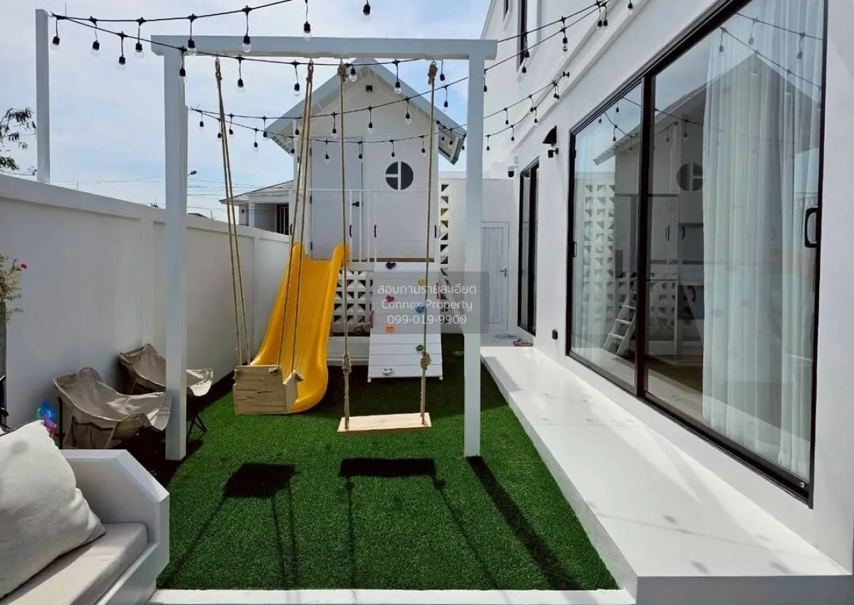 For Sale House , Nakarin Garden Village Romklao 19/1 , wide front