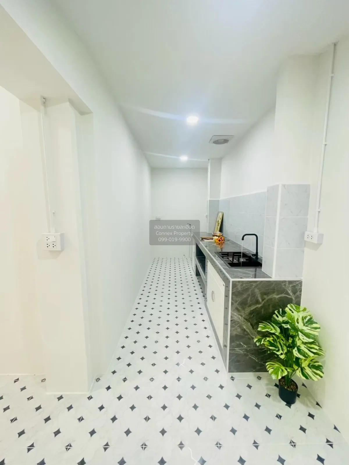 For Sale Townhouse/Townhome  , Kehathani 4 , Saphan Sung , Saphan