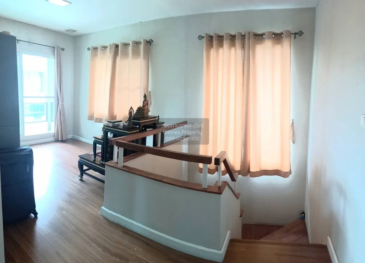 For Sale House , Manthana Kalpapruek-Wongwaen , corner unit , Ban