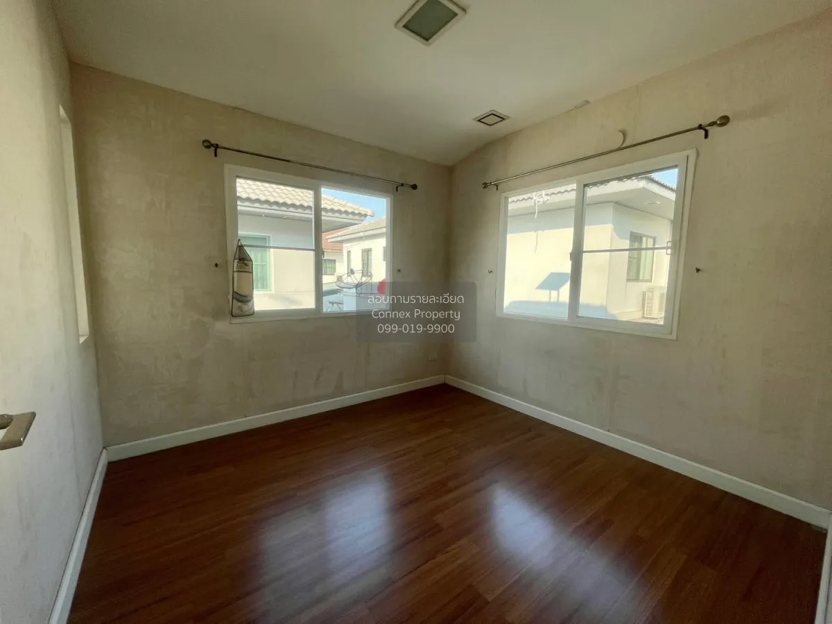 For Sale House , Manthana Kalpapruek-Wongwaen , corner unit , Ban