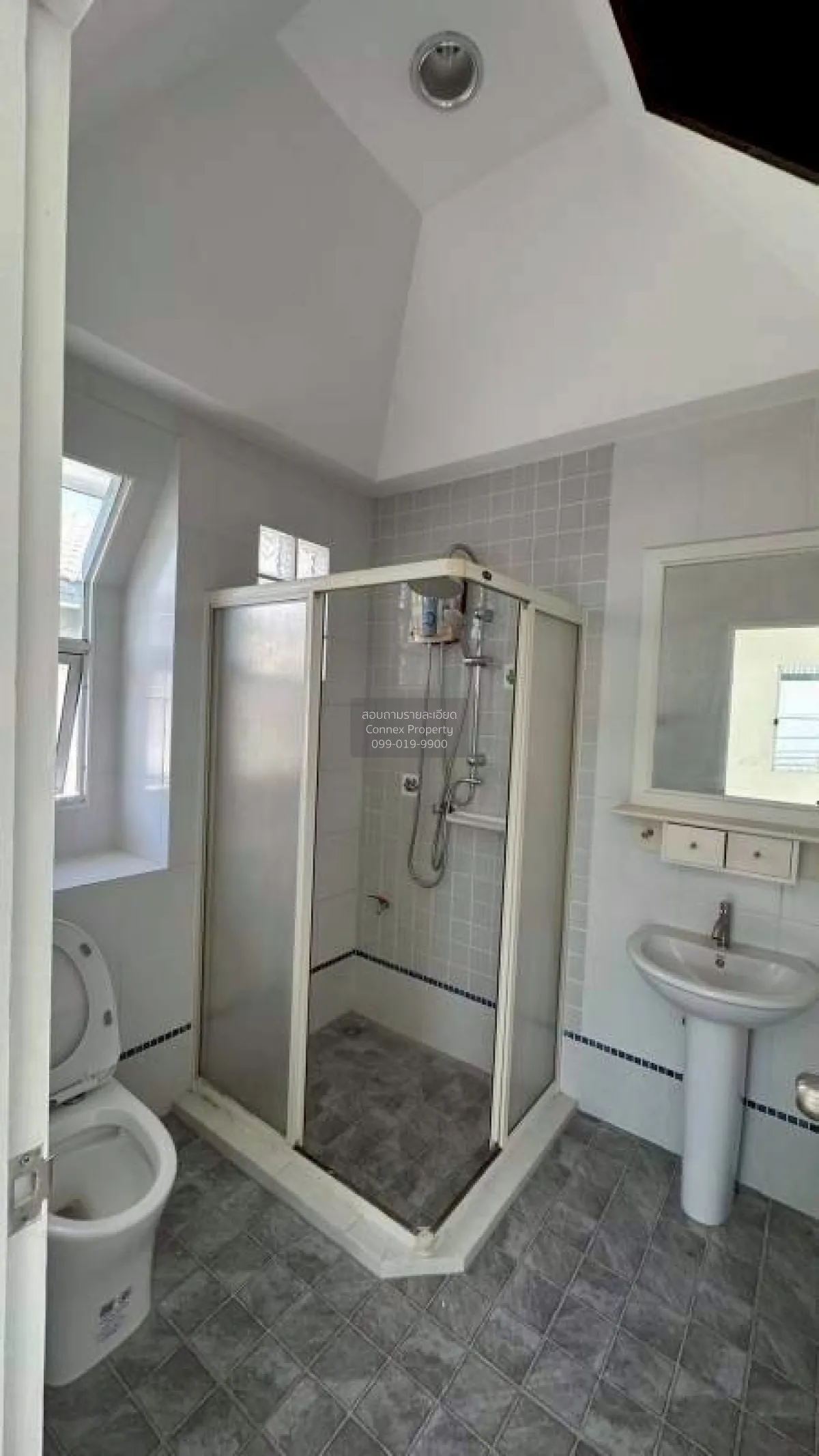 For Rent House , Chaiyaphruek Thepharak , corner unit , Bang Pla 