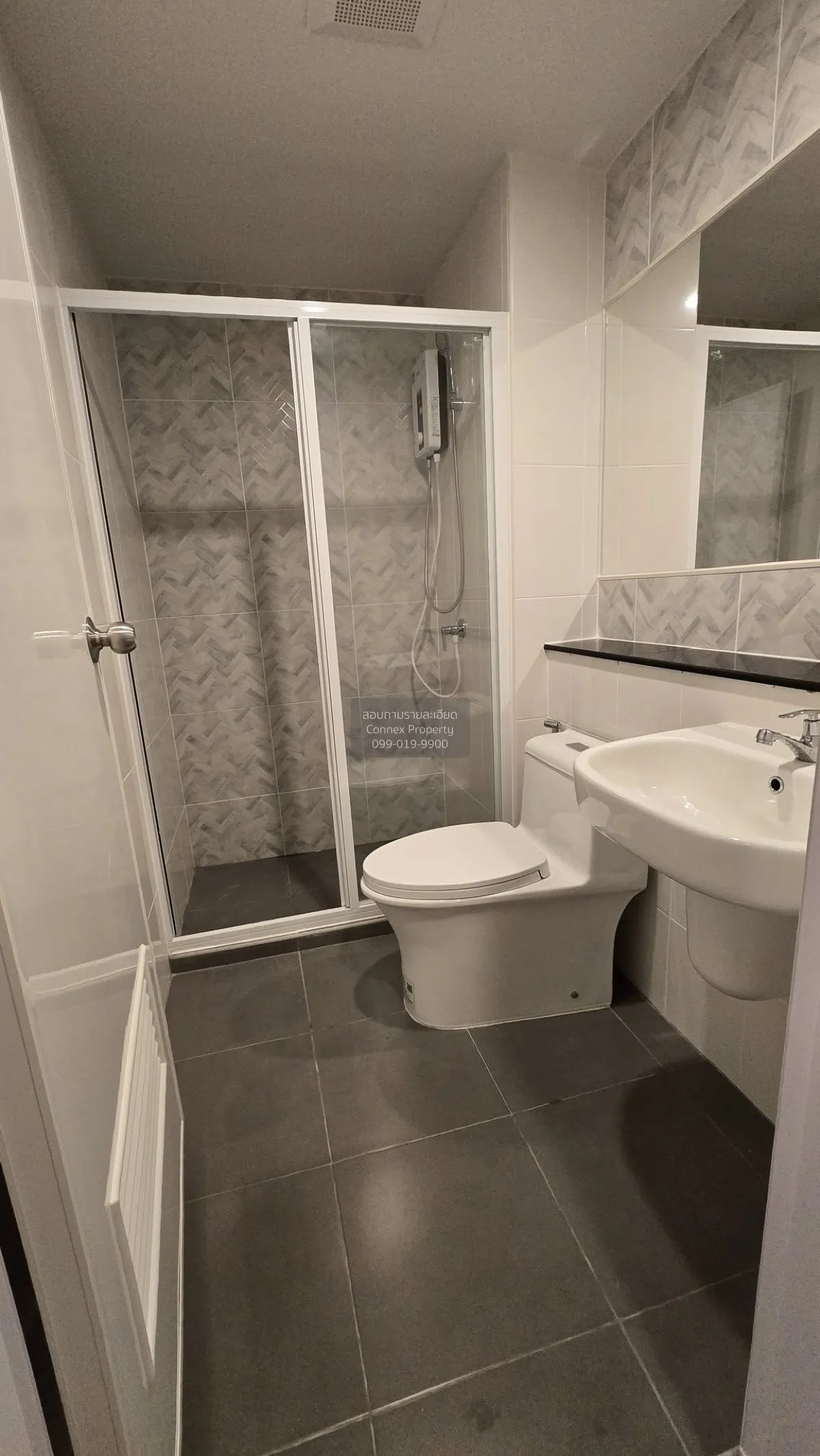 เช่าคอนโด  รีเจ้นท์ โฮม บางนา (โครงการใหม่) บางนา เขต บางนา กรุงเ