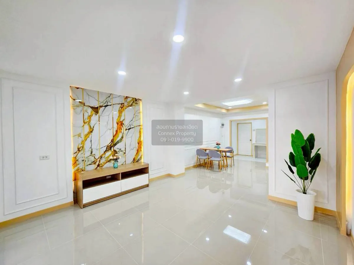 ขายทาวน์เฮ้าส์/ทาวน์โฮม  บัวทองธานี รีโนเวทใหม่ บางบัวทอง บางบัวท