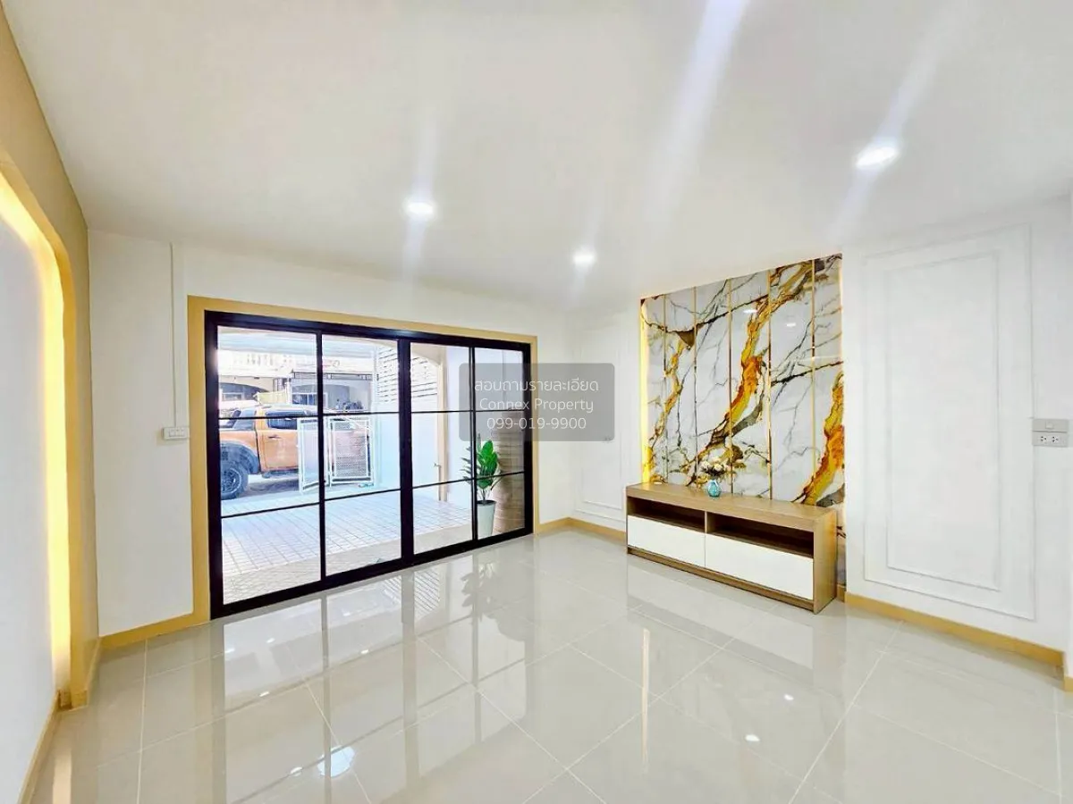 ขายทาวน์เฮ้าส์/ทาวน์โฮม  บัวทองธานี รีโนเวทใหม่ บางบัวทอง บางบัวท