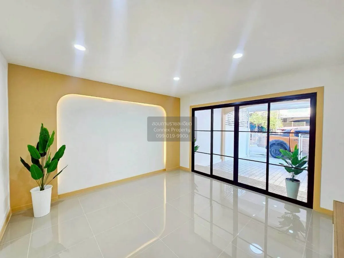 ขายทาวน์เฮ้าส์/ทาวน์โฮม  บัวทองธานี รีโนเวทใหม่ บางบัวทอง บางบัวท