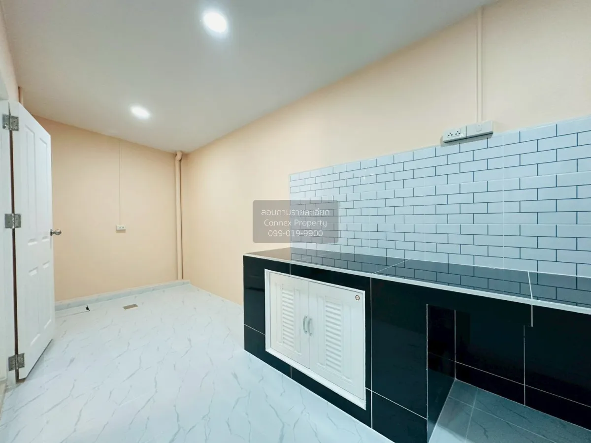 ขายทาวน์เฮ้าส์/ทาวน์โฮม  บ้านบัวทอง 4 บ้านกล้วย-ไทรน้อย รีโนเวทให