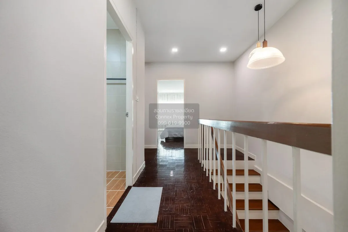 For Sale Townhouse Watcharaphon , wide frontage , newly renovated