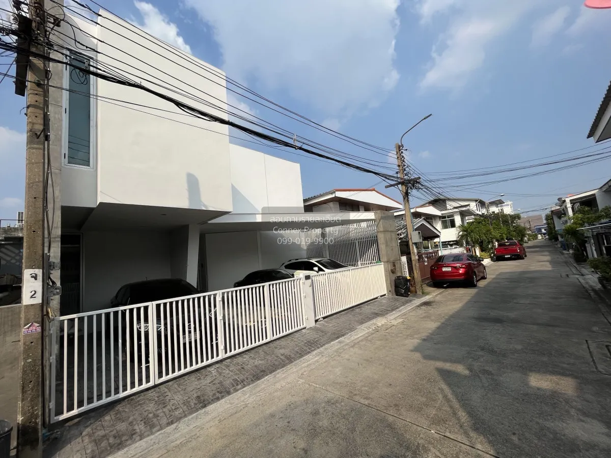 เช่าบ้านเดี่ยว 2 ชั้น โชคชัย 4 ซอย หน้ากว้าง ลาดพร้าว เขต ลาดพร้า 2