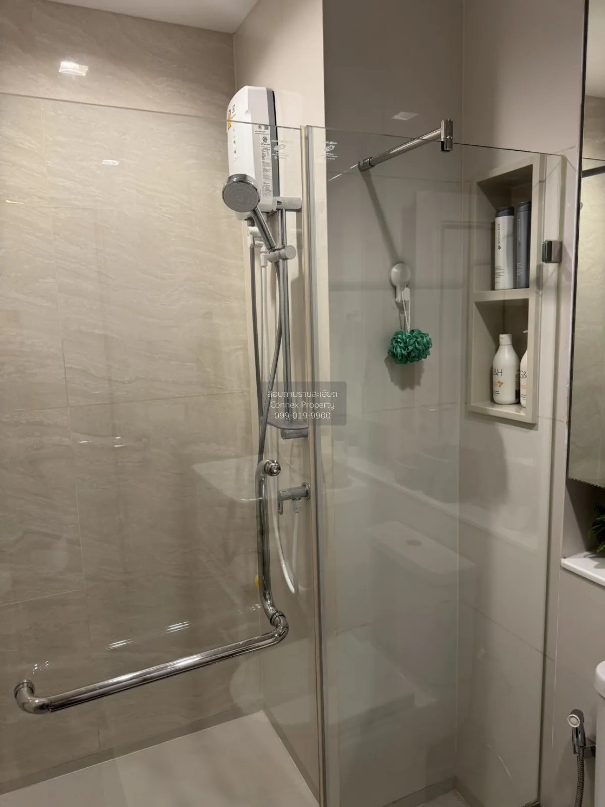 For Rent Condo , Life Ladprao Valley , high floor , newly renovat