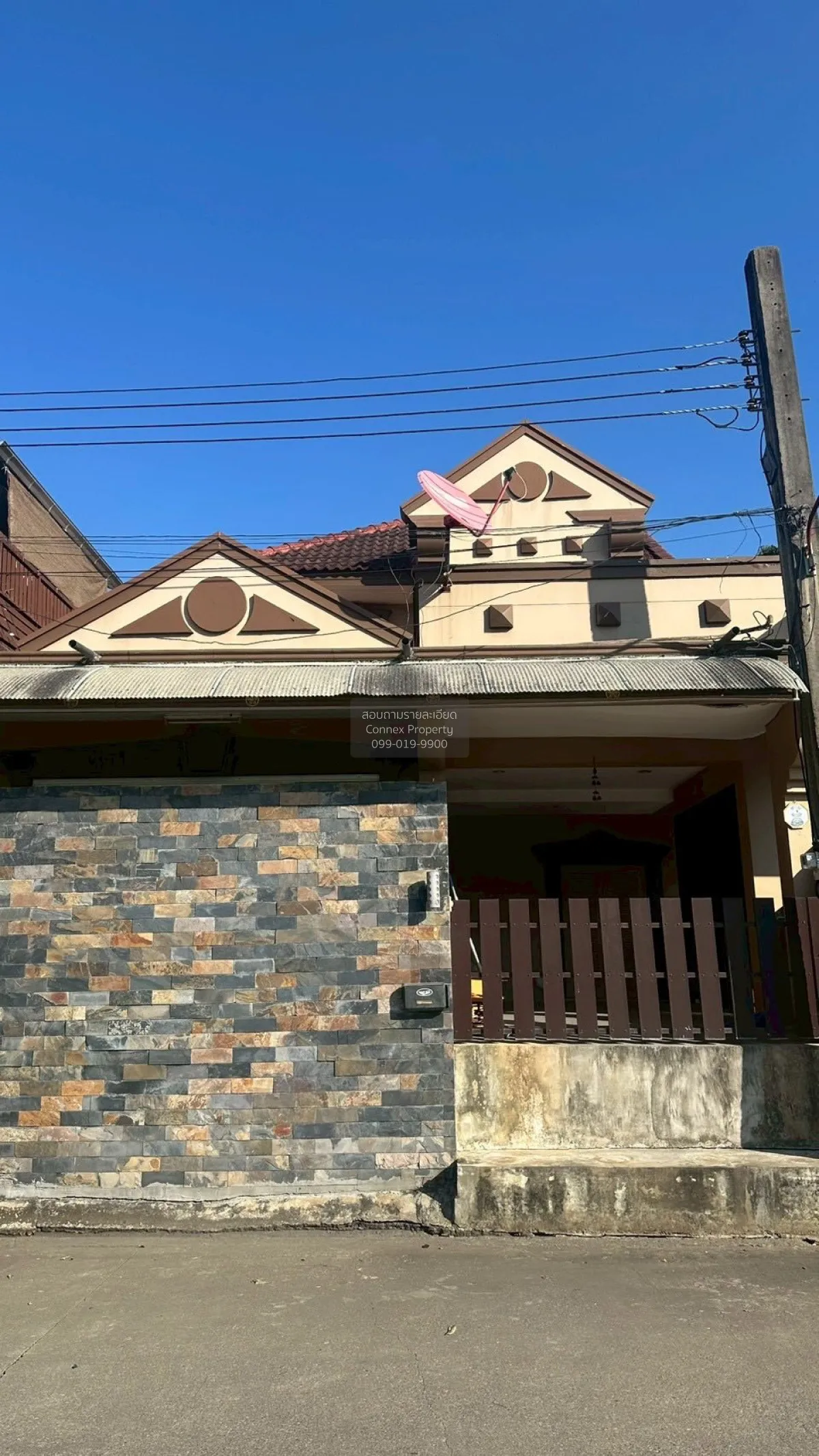 For Rent Townhouse/Townhome  , BAAN BARAMED , Dok Mai , Prawet ,  1