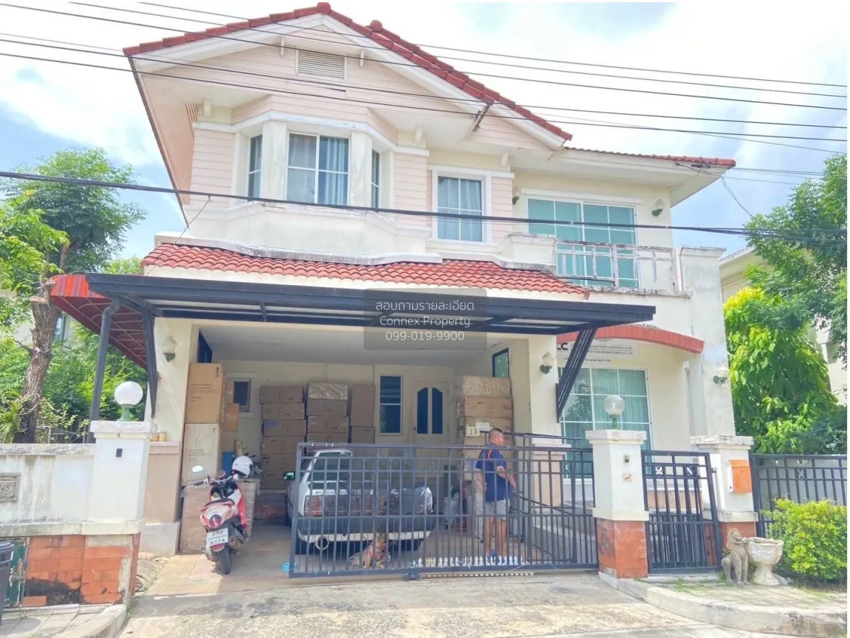 For Sale House , Mantana Onnut - Wongwaen 1 , Dok Mai , Prawet ,  1