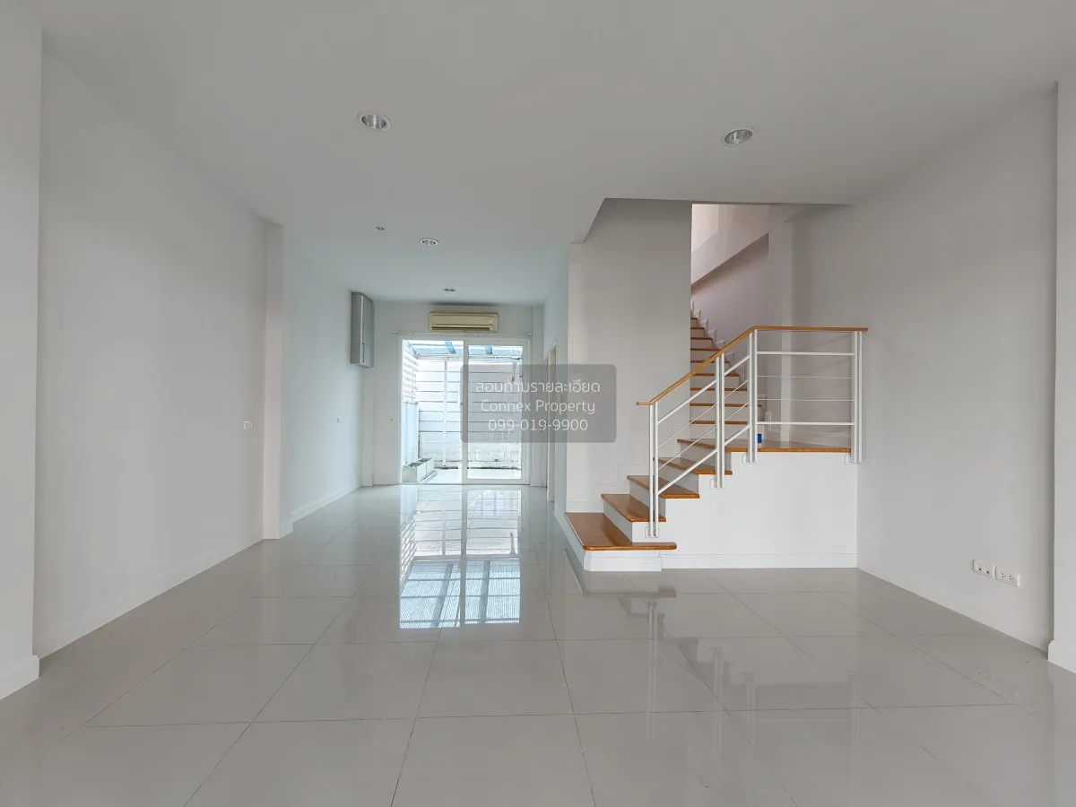 ขายทาวน์เฮ้าส์/ทาวน์โฮม  บ้านกลางเมือง ลาดพร้าว - เสนา 2 หน้ากว้า