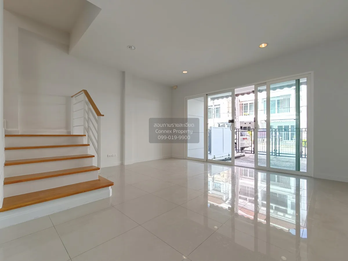 ขายทาวน์เฮ้าส์/ทาวน์โฮม  บ้านกลางเมือง ลาดพร้าว - เสนา 2 หน้ากว้า