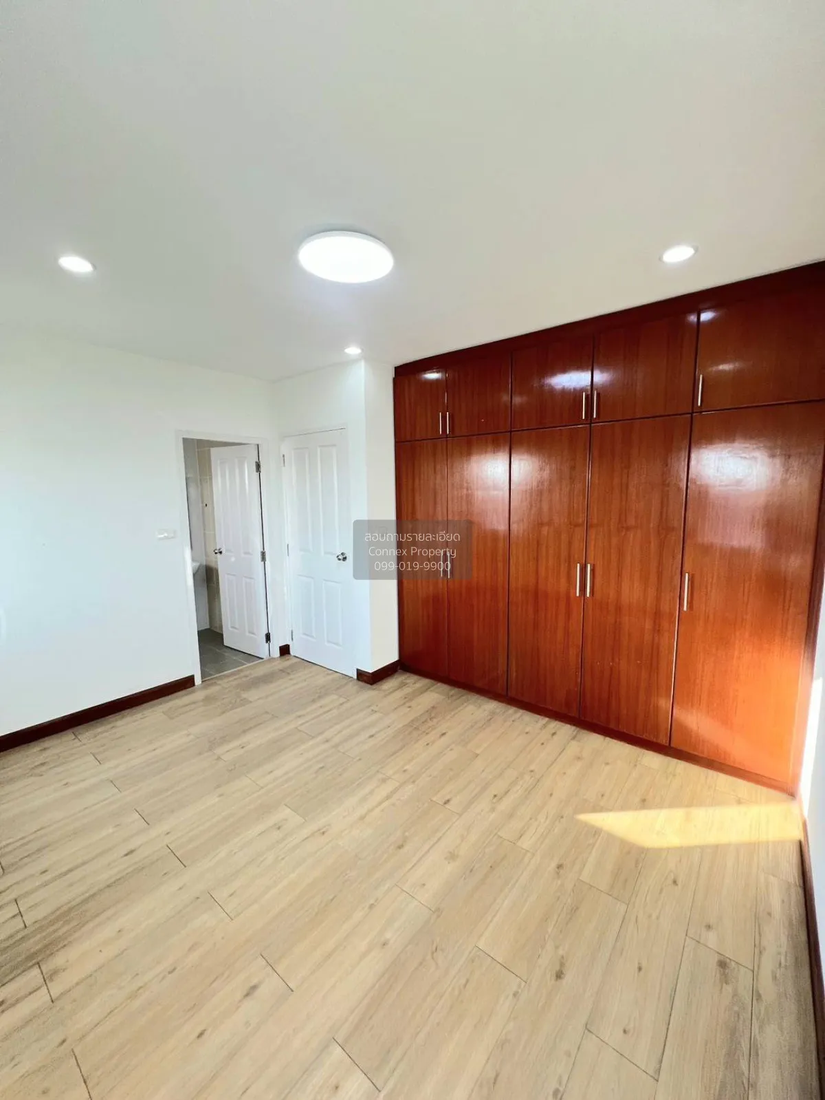 For Sale Townhouse/Townhome  , VIVARIUM RAMA 2 , newly renovated 