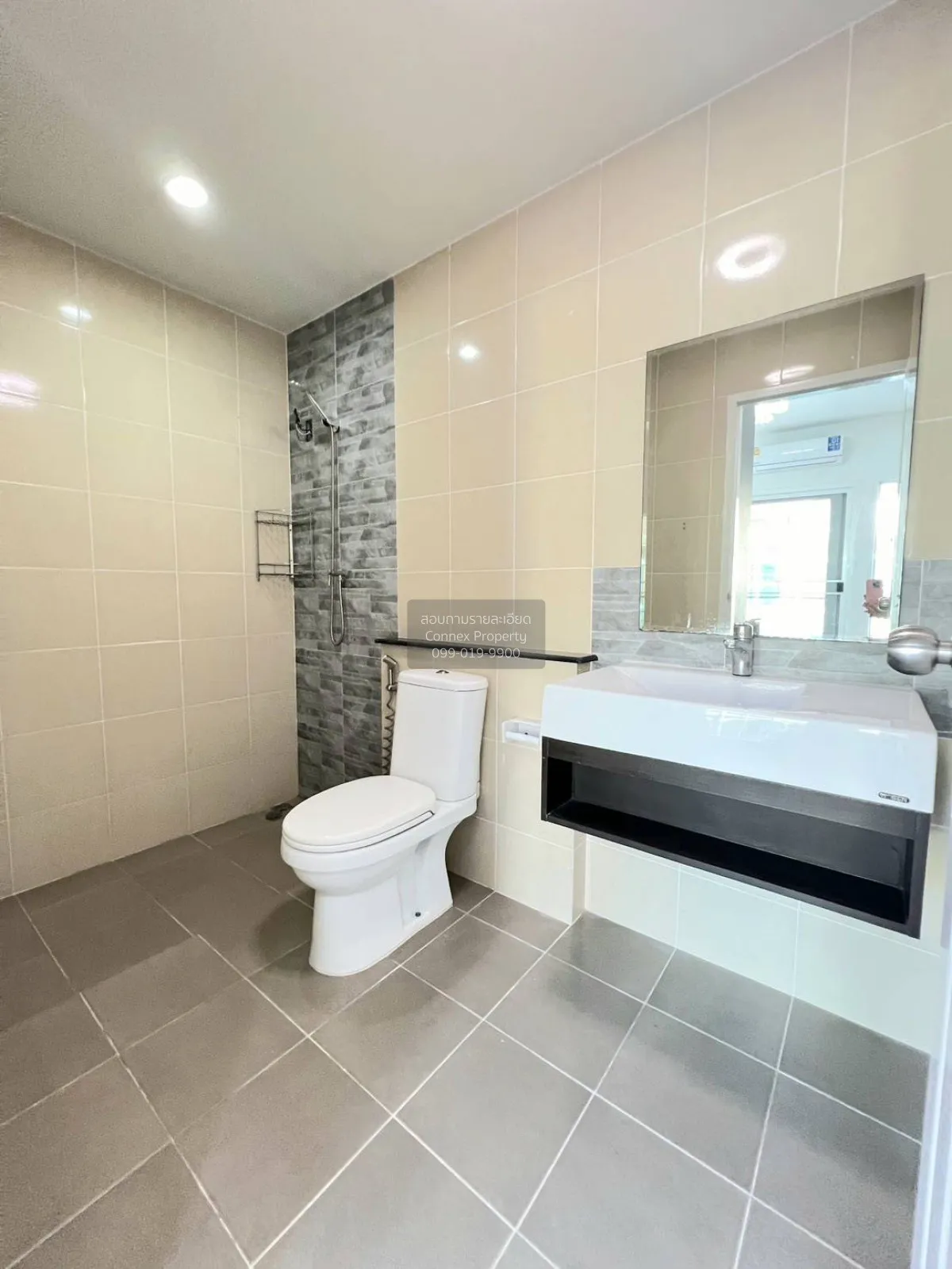 For Sale Townhouse/Townhome  , VIVARIUM RAMA 2 , newly renovated 