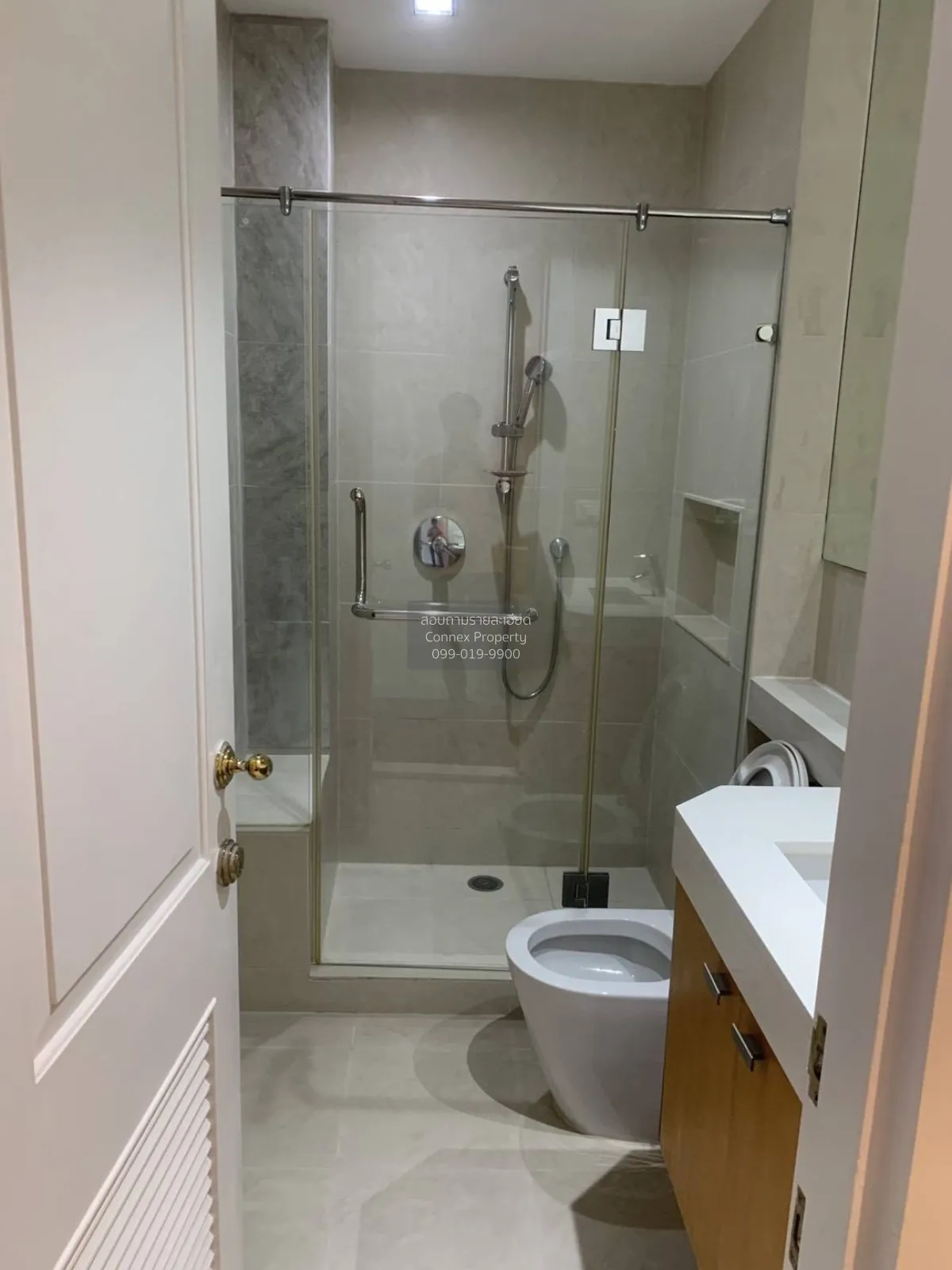 ขายคอนโด  แอทธินี เรสซิเดนซ์ BTS-เพลินจิต ลุมพินี เขต ปทุมวัน กรุ