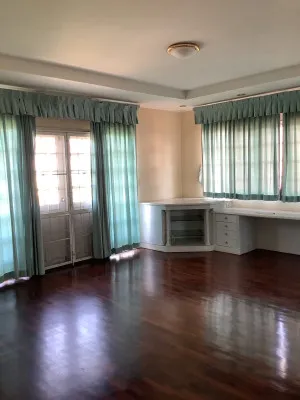 ขายบ้าน  ชลลดา บางบัวทอง หน้ากว้าง โสนลอย บางบัวทอง นนทบุรี CX-143769