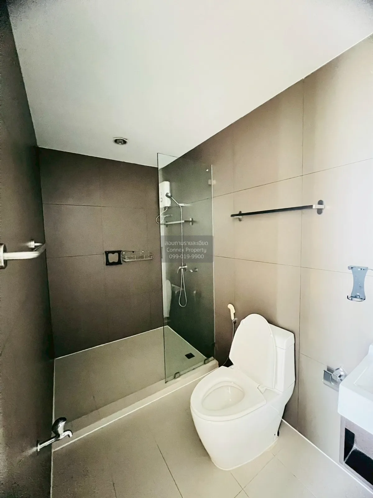 ขายคอนโด  เอสเตลล่า เอกมัย (เมอเวนพิค เอกมัย / อัพ เอกมัย) BTS-เอ