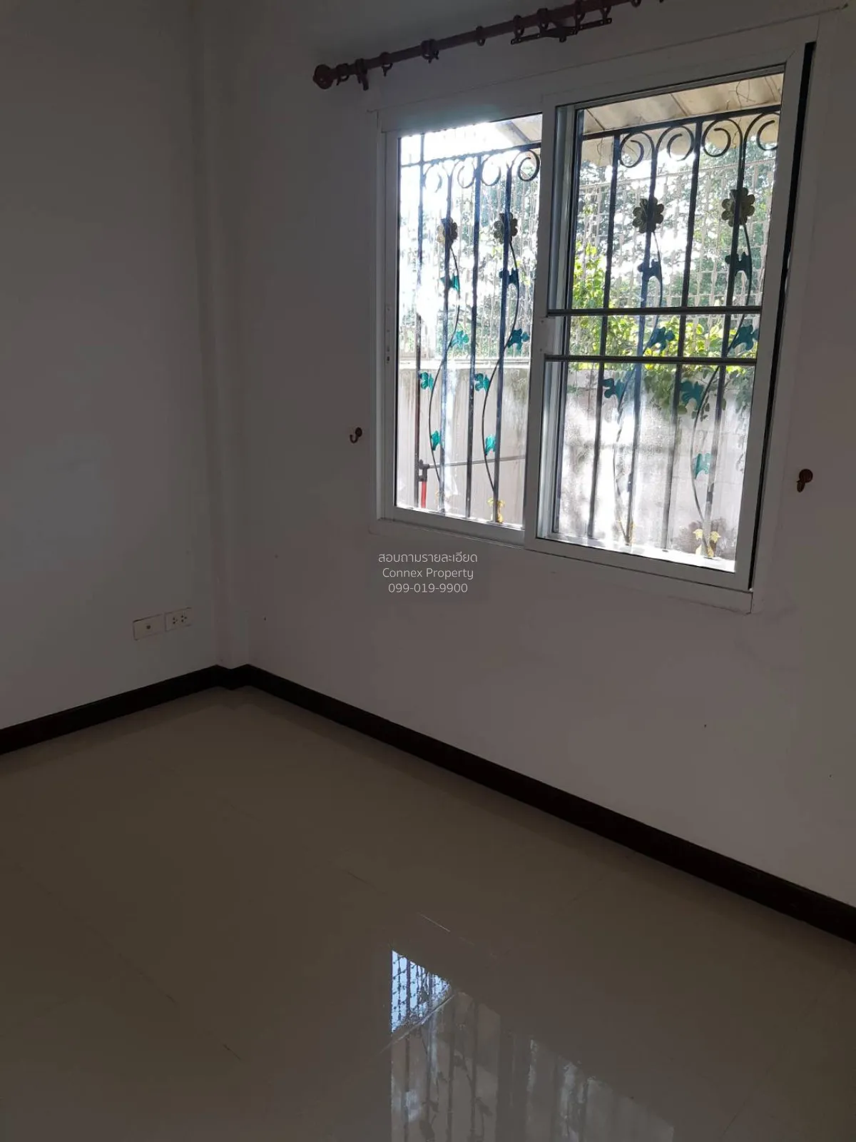 For Sale Townhouse/Townhome  , Ban Nam Phet 4 , Rua Yai , Mueang  4