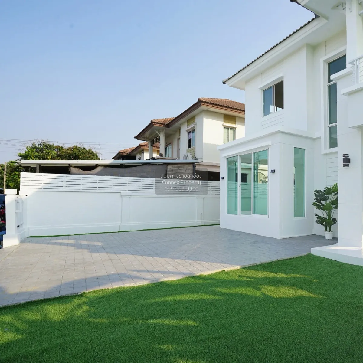 For Sale House , Pruksa Village 5 Wongwaen - Rattanathibet , corn 2