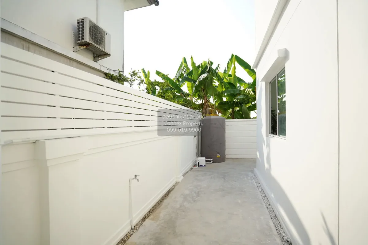 For Sale House , Pruksa Village 5 Wongwaen - Rattanathibet , corn