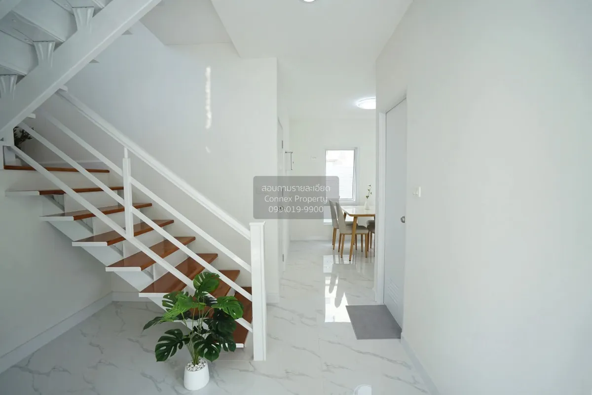 For Sale House , Pruksa Village 5 Wongwaen - Rattanathibet , corn
