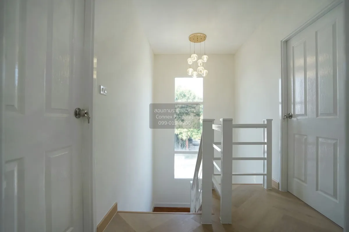 For Sale House , Pruksa Village 5 Wongwaen - Rattanathibet , corn