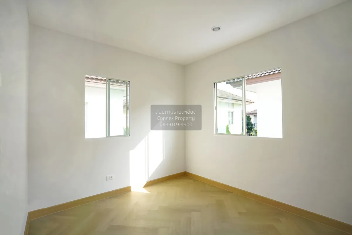 For Sale House , Pruksa Village 5 Wongwaen - Rattanathibet , corn