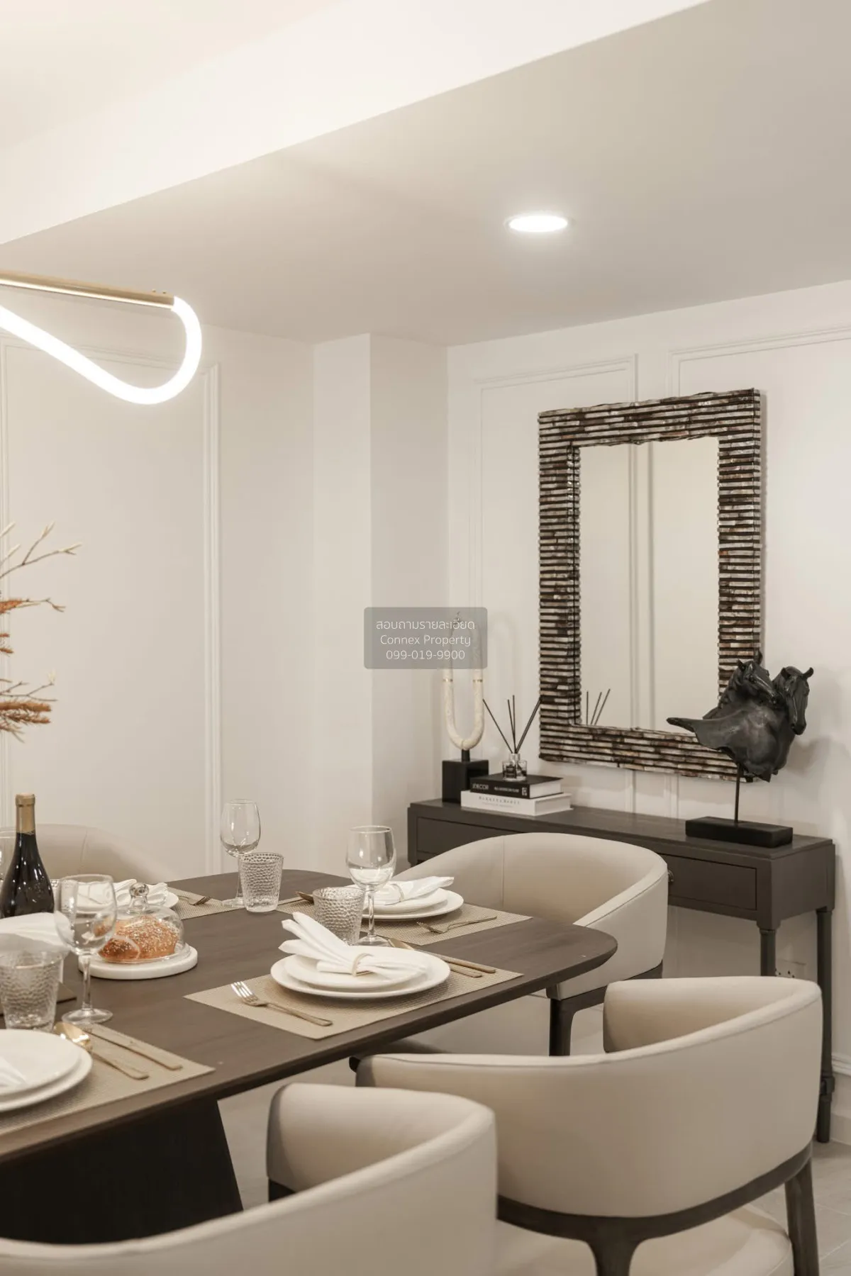 For Sale Varenzia  , newly renovated , Khlong Tan Nuea , Watthana