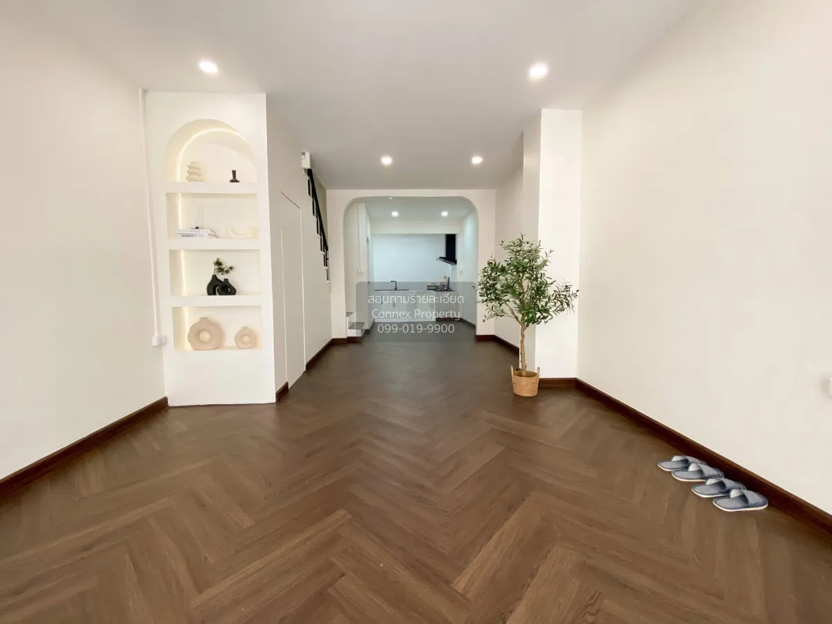 ขายทาวน์เฮ้าส์ หมู่บ้านราณี 3 ซอย นวมินทร์ 135 แยก 2-3 รีโนเวทใหม 2