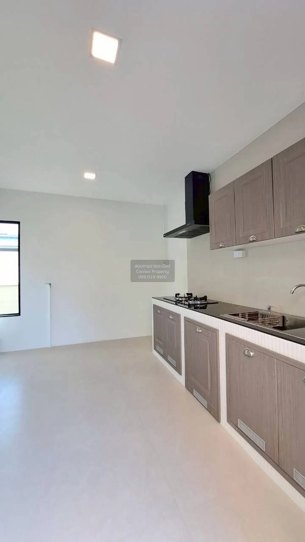 For Sale House , Kanchanalux 3 , corner unit , newly renovated , 