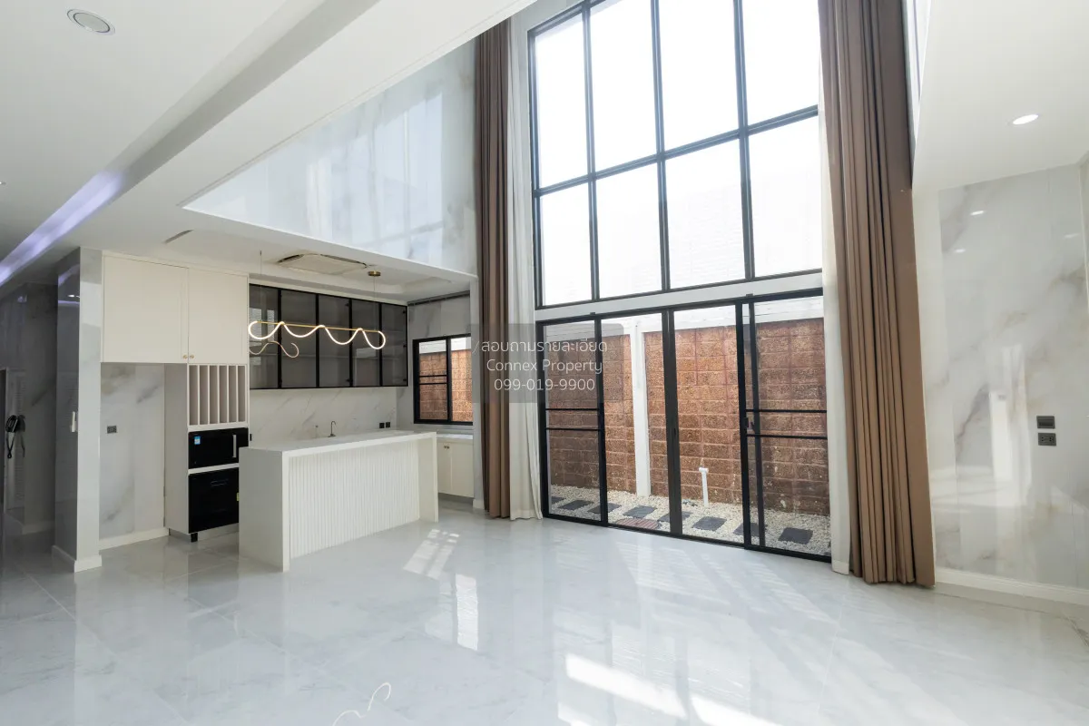 For Sale House , Grand Bangkok Boulevard Srinakarin , MRT-Sri Nak