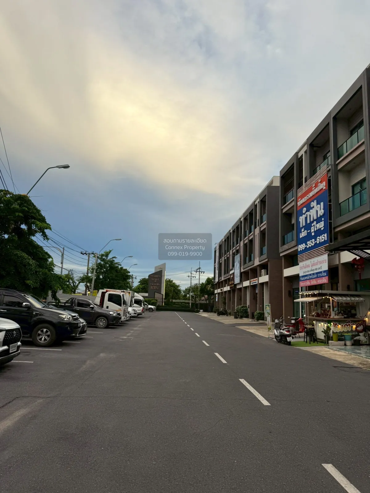 For Sale Commercial Building , Work Place Phetkasem 81-2 , Nong K