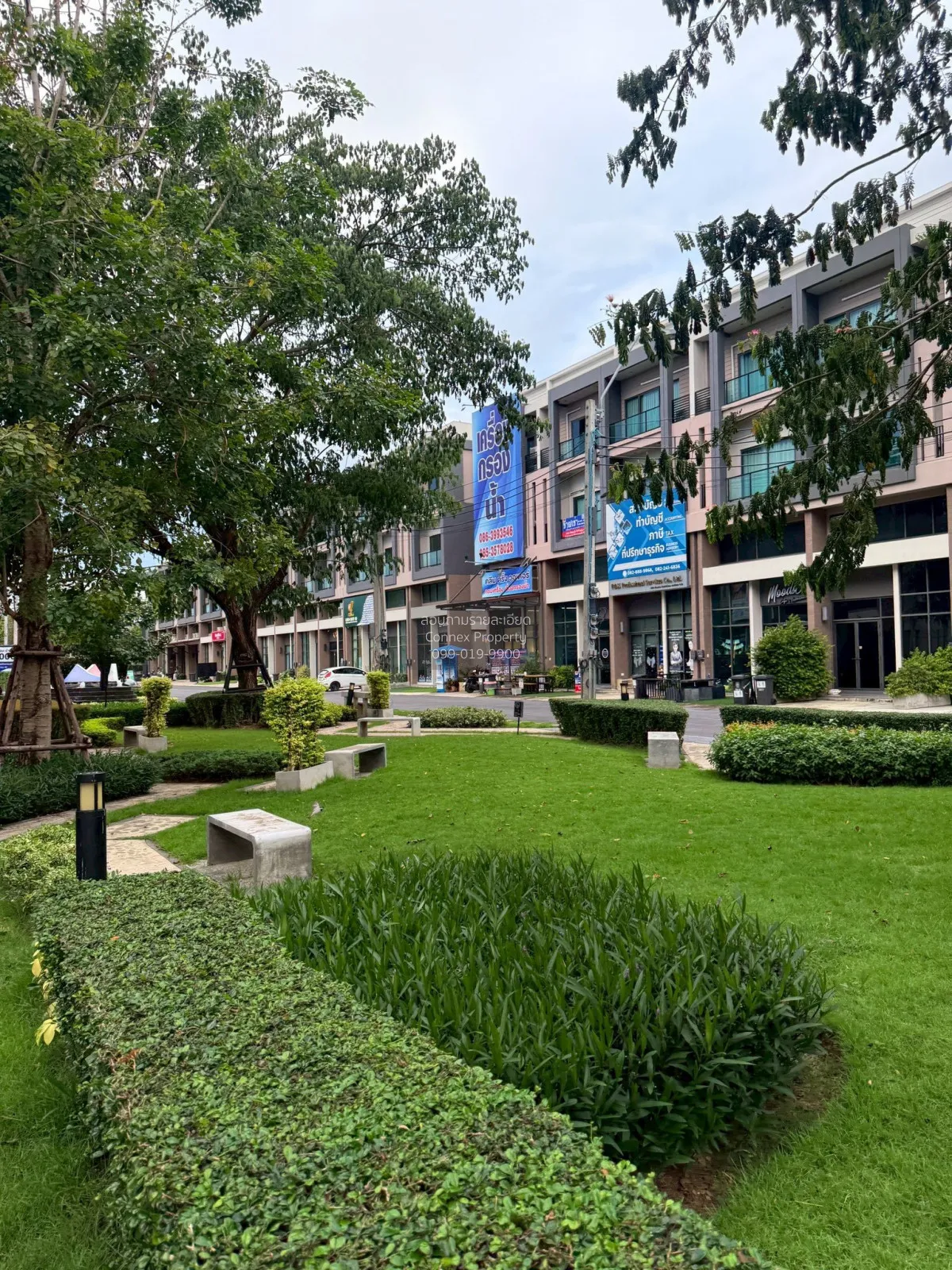 For Sale Commercial Building , Work Place Phetkasem 81-2 , Nong K